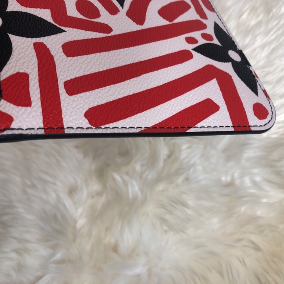 NEW Limited Edition Louis Vuitton Crafty Pochette Clutch Pouch Red Crane - Picture 6 of 9